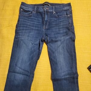 Express Barely Boot Jean (mid rise)